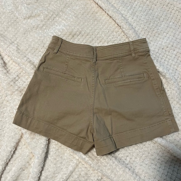 Casual Khaki Shorts - Picture 2 of 3